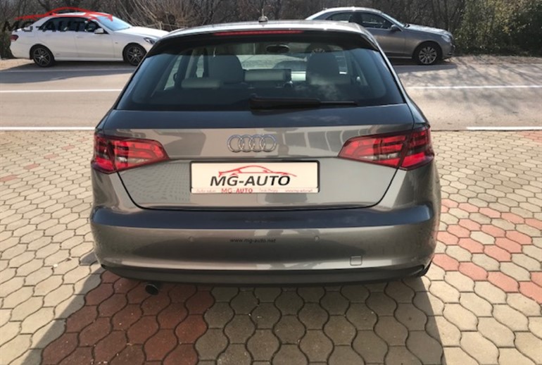 Audi
 A3
 1.6 TDI SPORT-PAKET