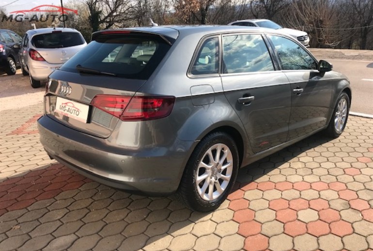 Audi
 A3
 1.6 TDI SPORT-PAKET