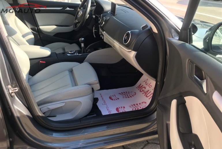 Audi
 A3
 1.6 TDI SPORT-PAKET