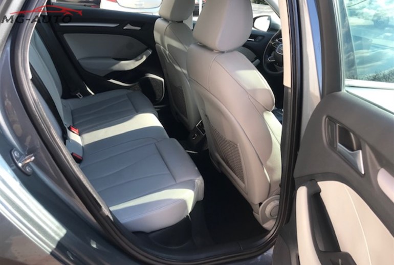 Audi
 A3
 1.6 TDI SPORT-PAKET