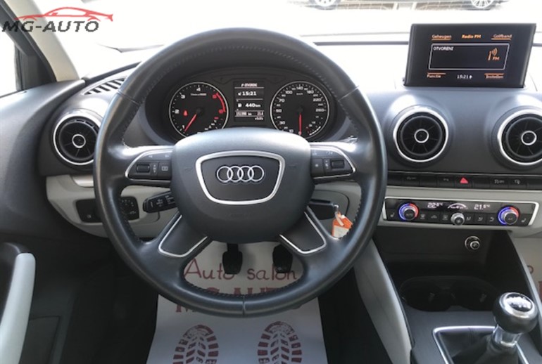 Audi
 A3
 1.6 TDI SPORT-PAKET