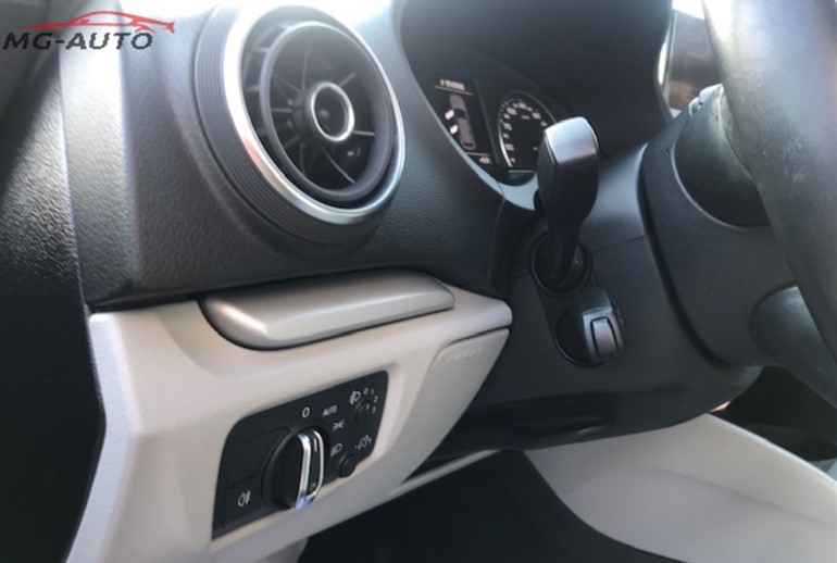 Audi
 A3
 1.6 TDI SPORT-PAKET