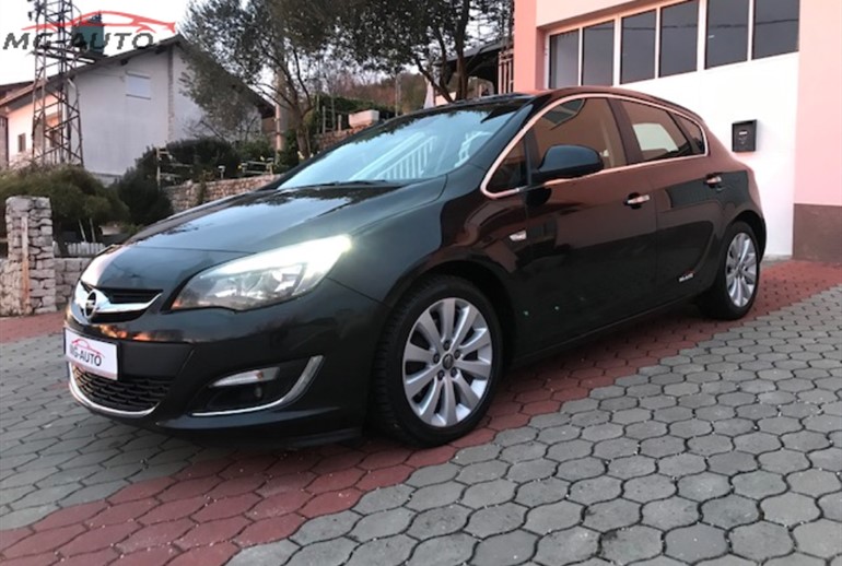 Opel Astra 1.7 CDTI COSMO