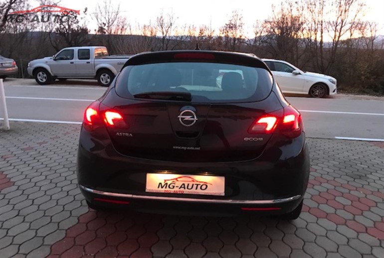 Opel Astra 1.7 CDTI COSMO