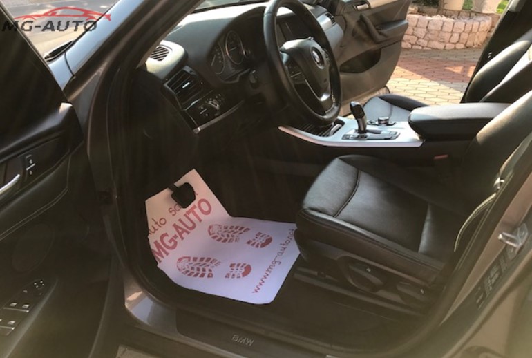 BMW
 X3 SDrive 2.0d Automatic