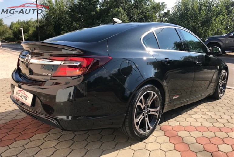 Opel Insignia 1.6 CDTI OPC-Line  COSMO